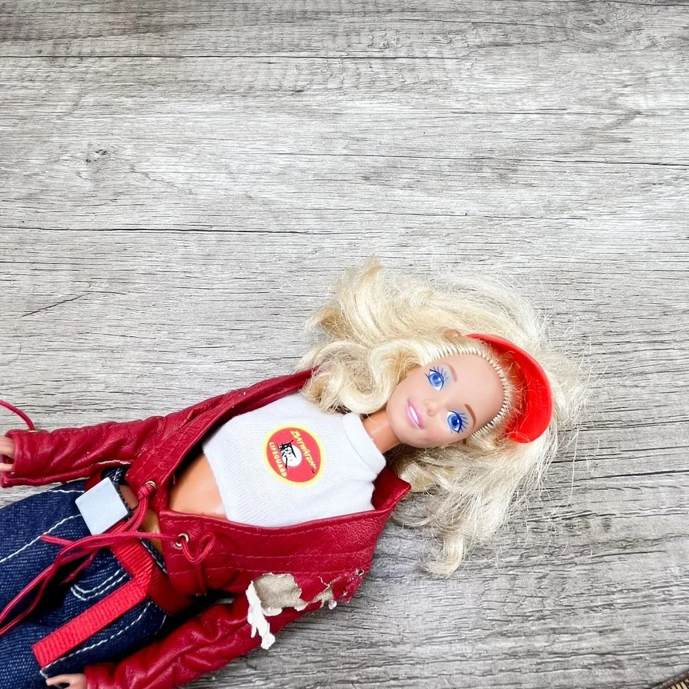 Mattel BAYWATCH Barbie Lifeguard Barbie Doll, 1994‎ with Jetski